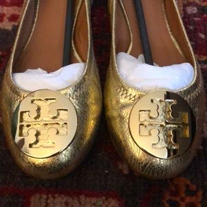 Tory Burch Gold/Gold Reva Flat Size 7.5